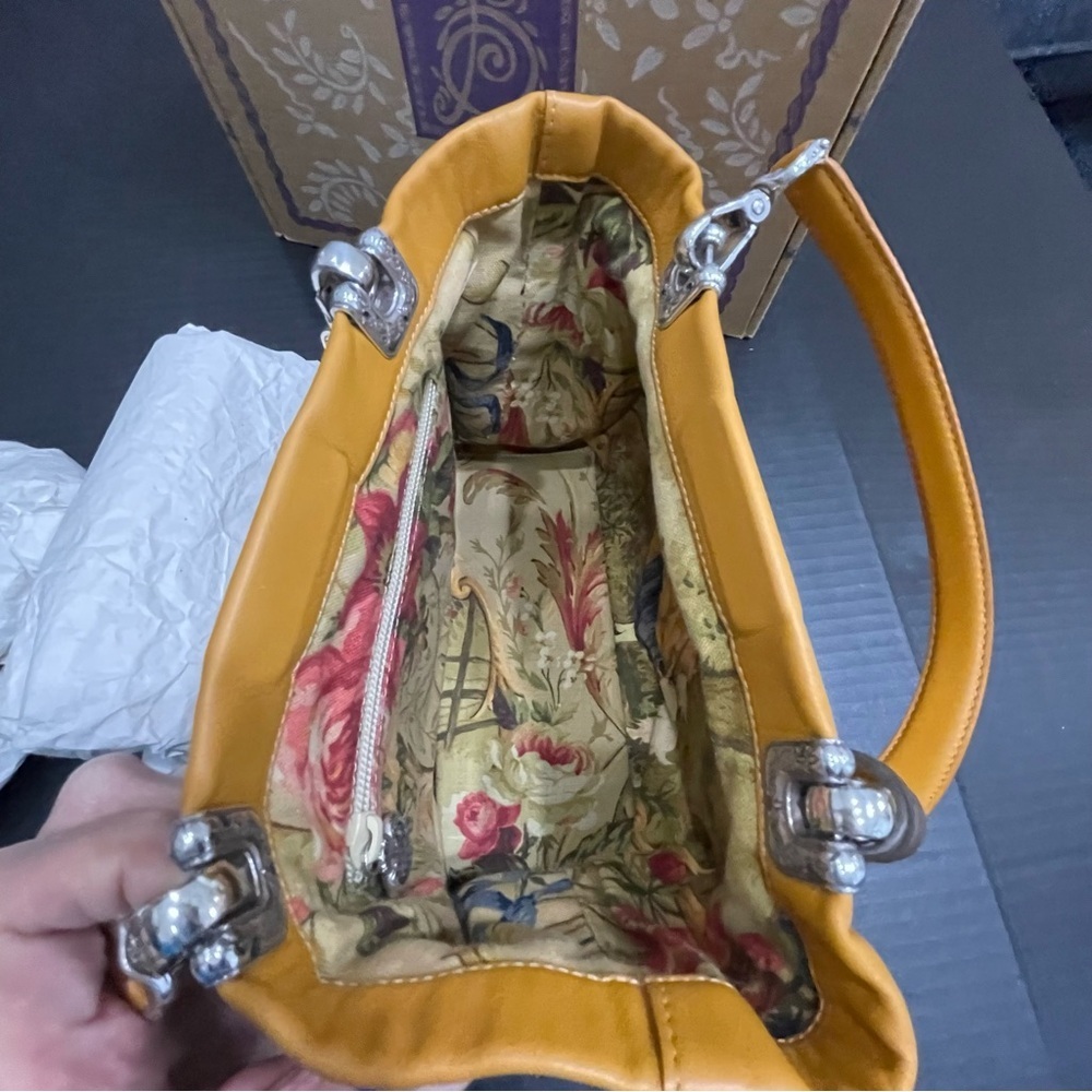 Brighton Jodi Heart orange/gold leather handbag purse. NWOT. Boxed/dustbag - Picture 7 of 13